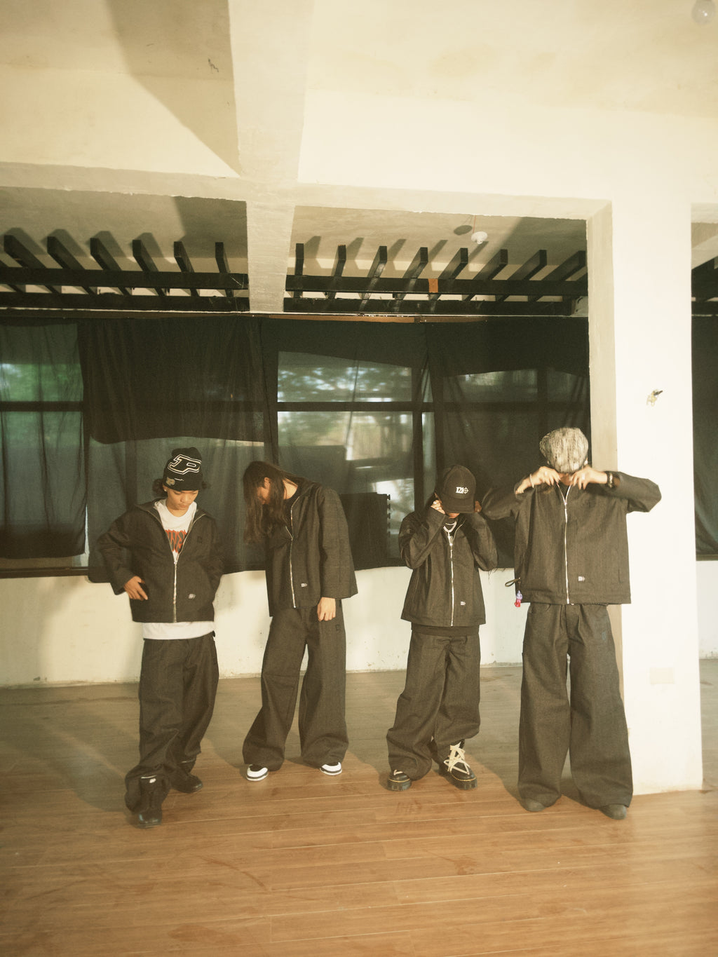 ZIP UP JACKET 01