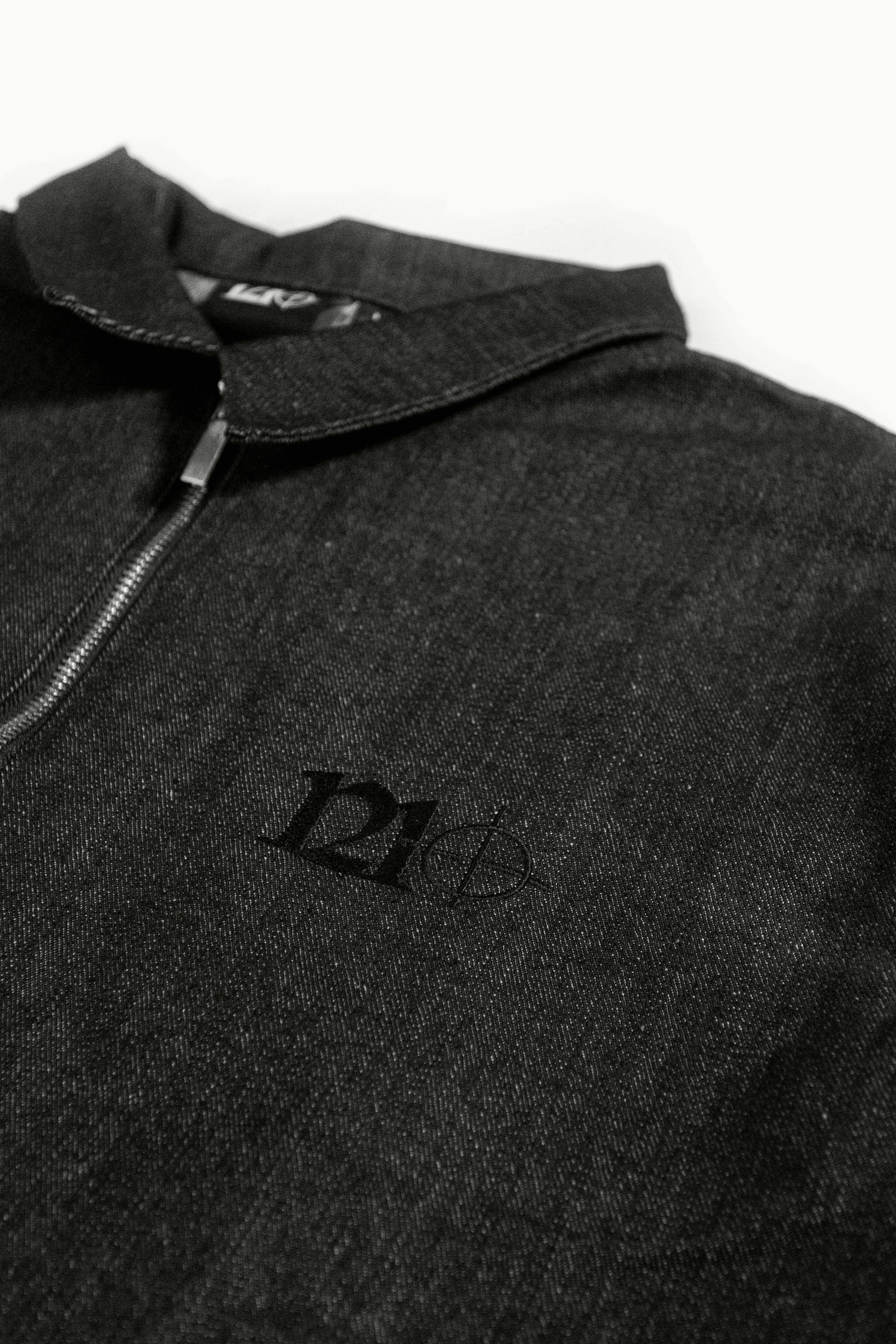 ZIP UP JACKET 01