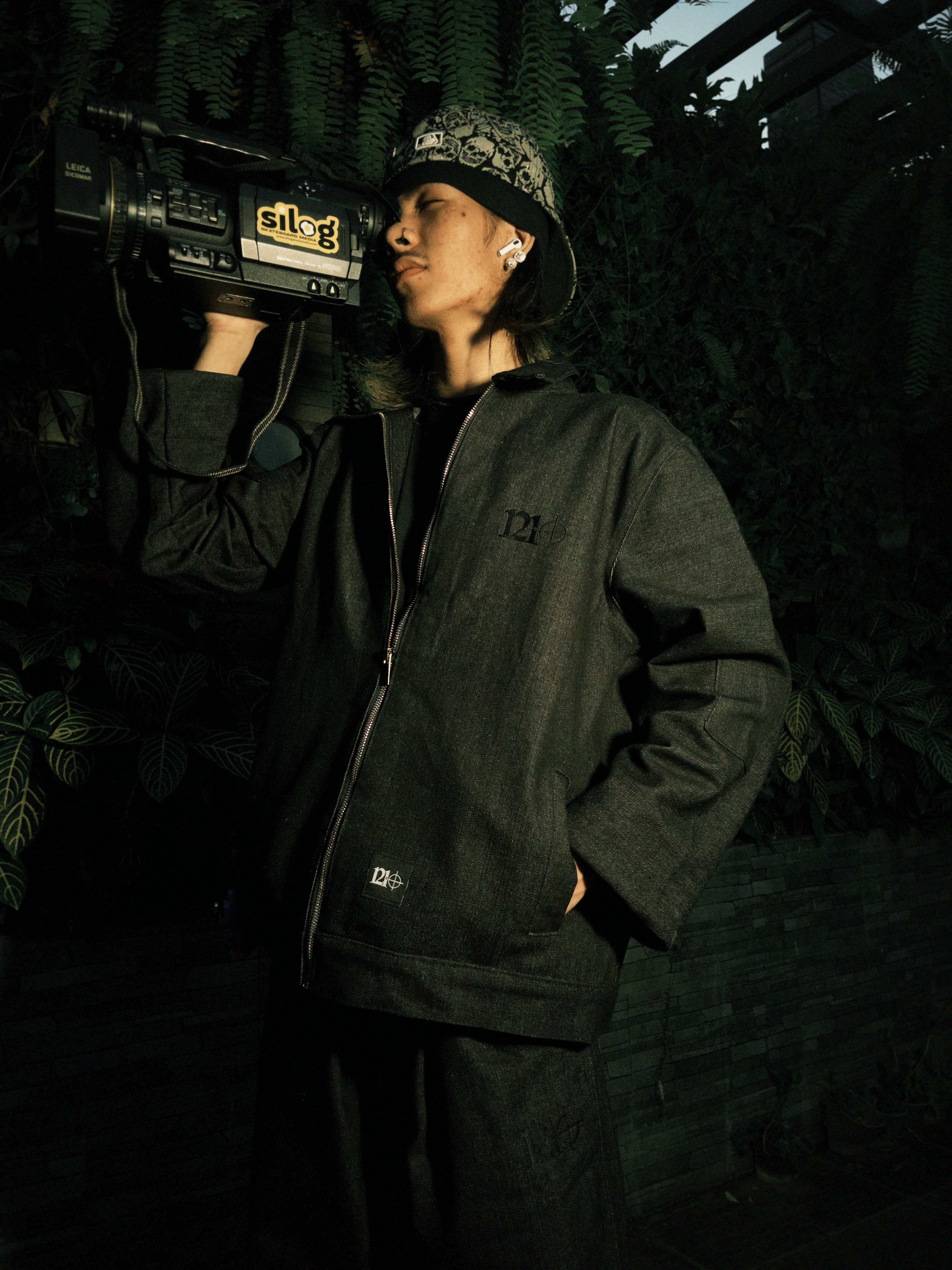ZIP UP JACKET 01
